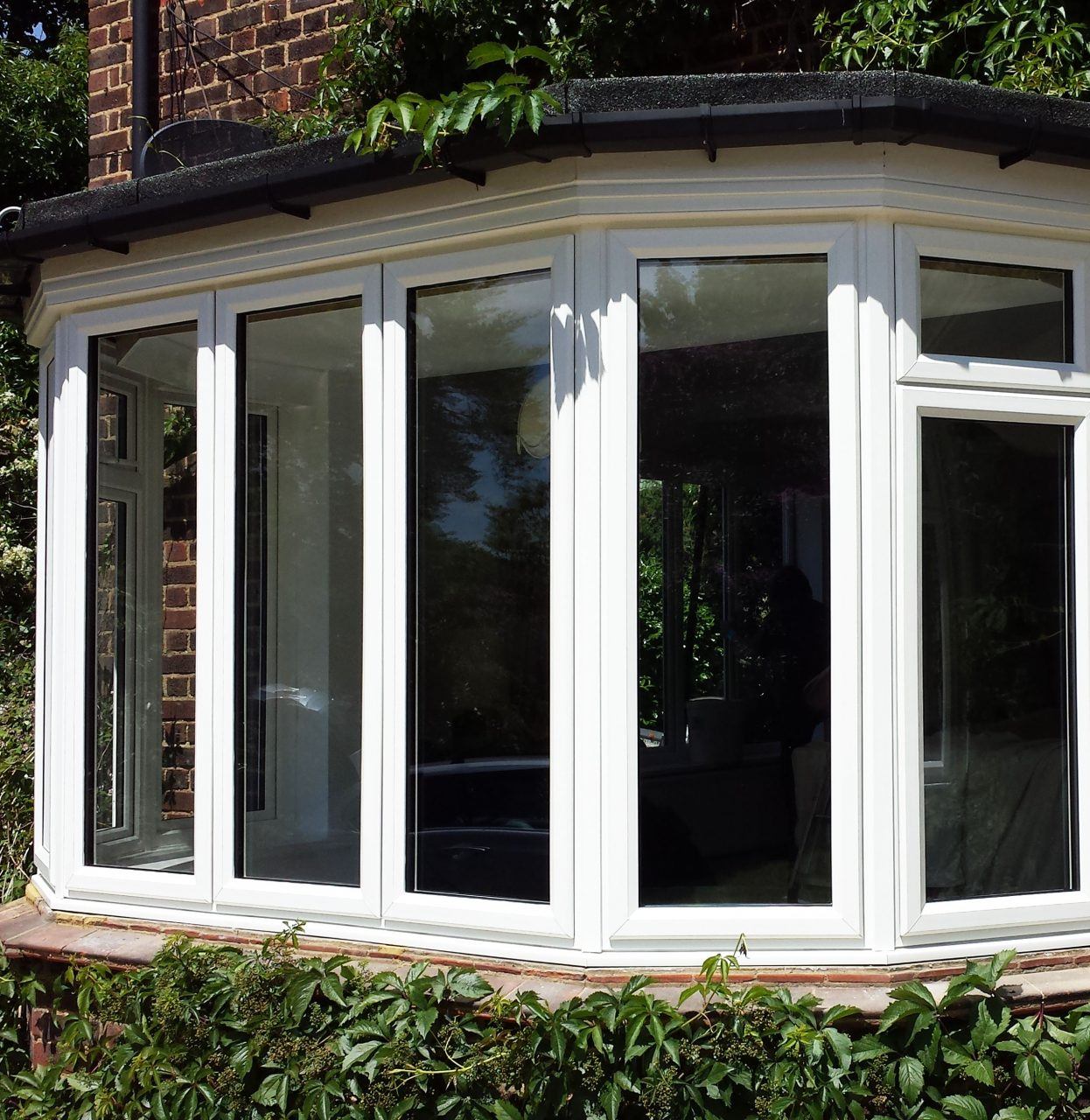 slimline uPVC bay window