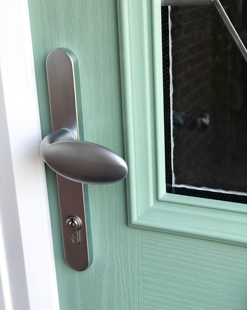 Chartwell Green Composite Silver Handle