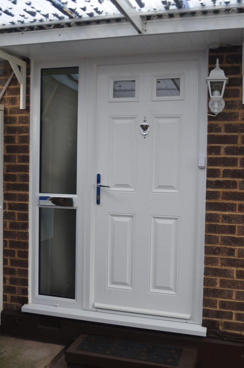 composite white front door with sidepanel