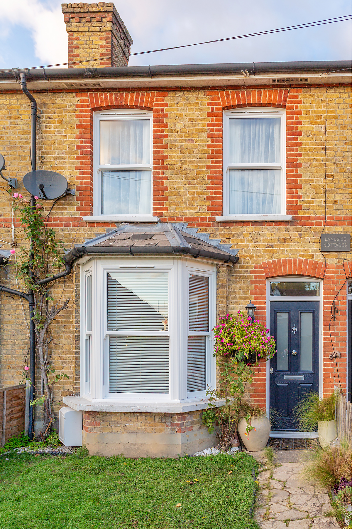 uPVC Sash windows and bay and composite front door