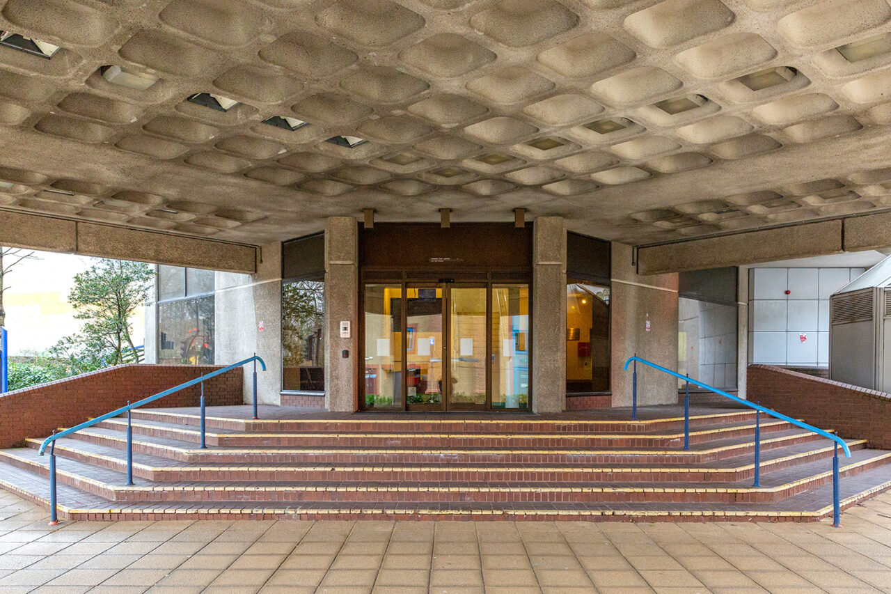 Woking civic offices replacement glass and doors